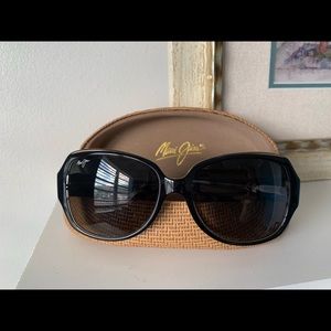 Maui Jim Oversized Sunglasses